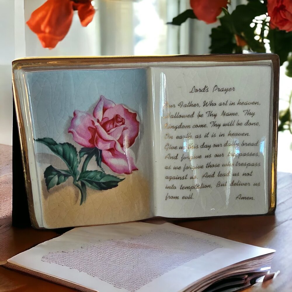 VINTAGE  OPEN BIBLE "Lords Prayer" Ceramic Decorative Desk Piece